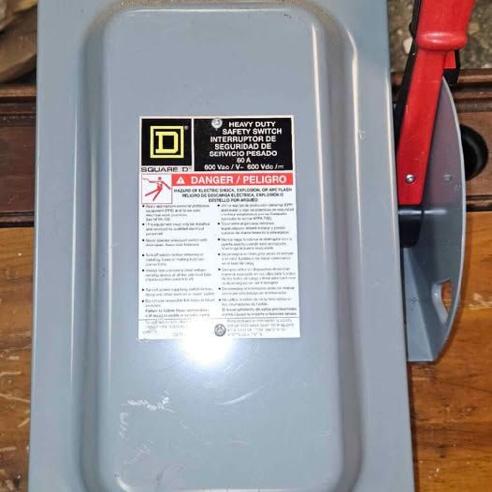 Square D 60A Heavy Duty Safety Switch